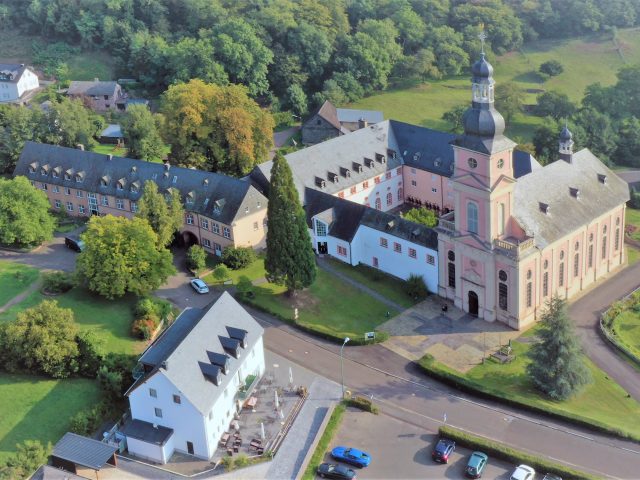 Bildungs- und Exerzitienhaus Carmel Springiersbach