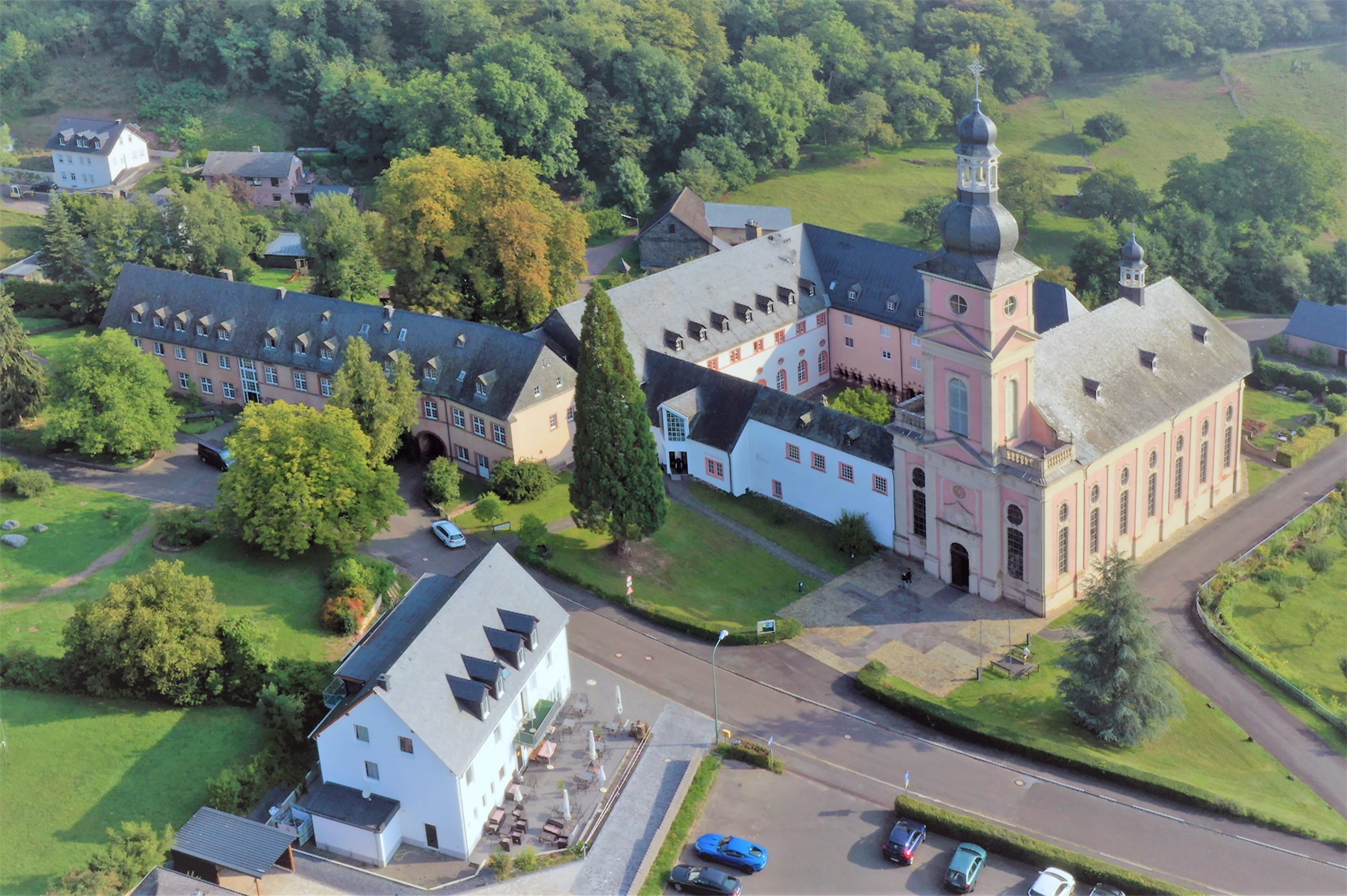 Bildungs- und Exerzitienhaus Carmel Springiersbach